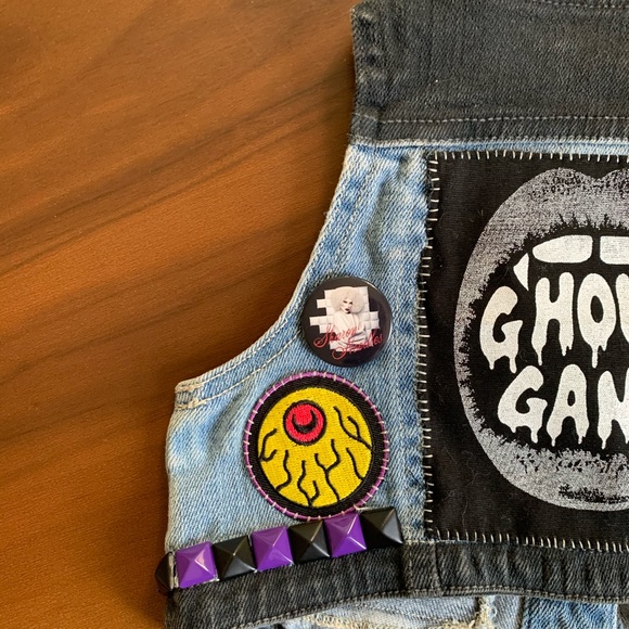 DIY Punk Vest “Ghoul Gang” 12-18 months 🖤💀💖🤘😎 - Picture 5 of 13